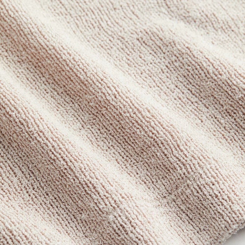 H&M Short Sleeve Knit Polo Top in Light Beige - Picture 4 of 6